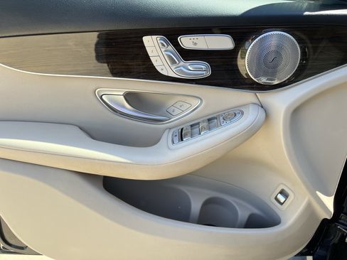 Certified 2021 Mercedes-Benz GLC 300 image 14