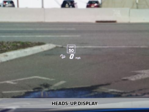 Used 2022 Lamborghini Urus image 5