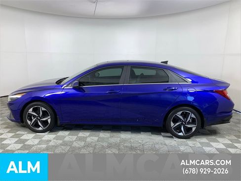 Used 2023 Hyundai Elantra Limited w/ Cargo Package image 7