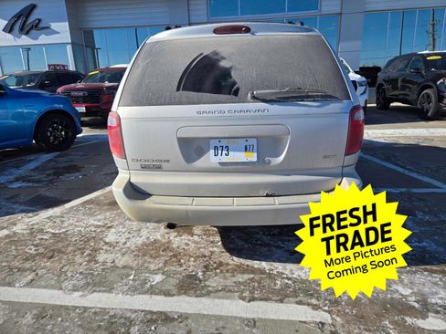 Used 2005 Dodge Grand Caravan SXT image 5
