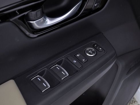 Used 2024 Honda CR-V EX-L image 17