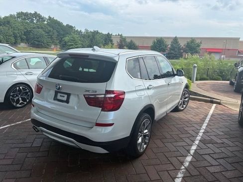 Used 2017 BMW X3 xDrive28i AWD/4WD image 3