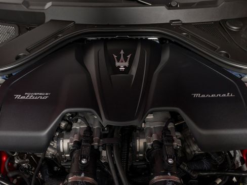 Used 2024 Maserati GranCabrio Trofeo image 37