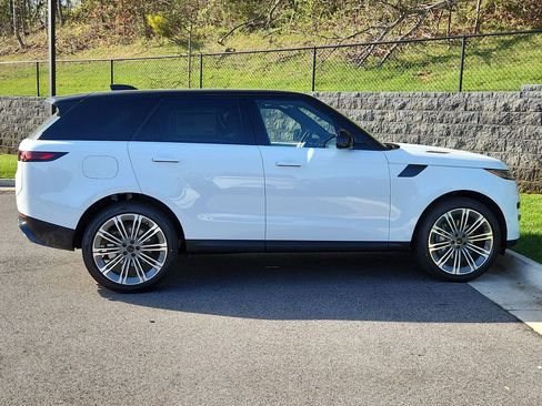 New 2026 Land Rover Range Rover Sport SE AWD/4WD image 11