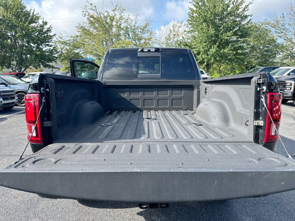 Used 2025 RAM 2500 Limited AWD/4WD image 24