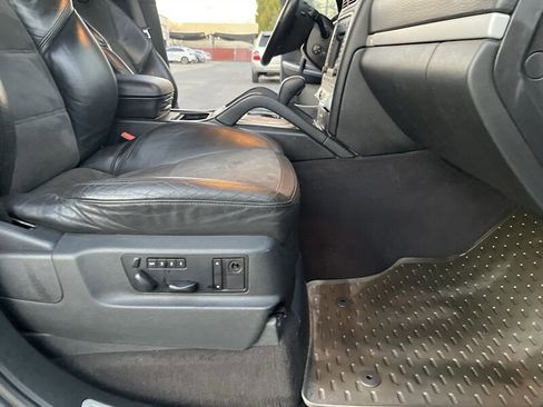 Used 2008 Porsche Cayenne GTS image 38