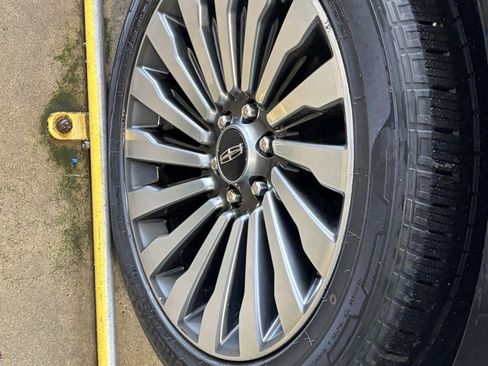Used 2019 Lincoln Navigator Reserve AWD/4WD image 31