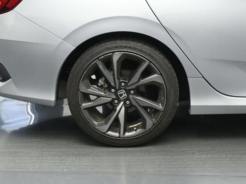 Used 2019 Honda Civic Sport image 6