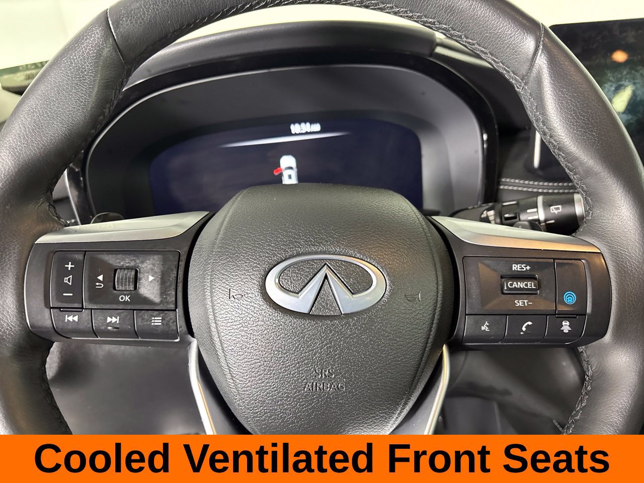 Used 2023 INFINITI QX60 Luxe w/ Cargo Package AWD/4WD image 17