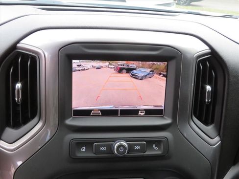 Used 2026 GMC Sierra 1500 Pro w/ Pro Value Package image 22