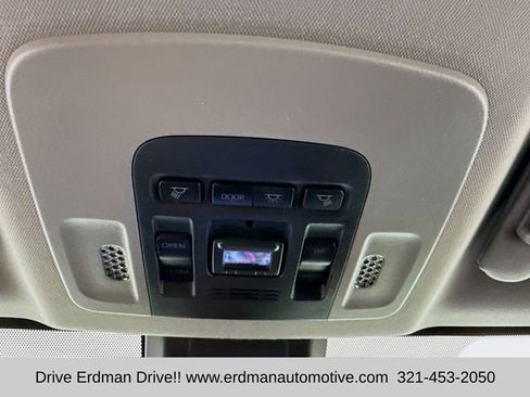 Used 2022 Toyota Camry SE w/ Audio Upgrade Package image 18