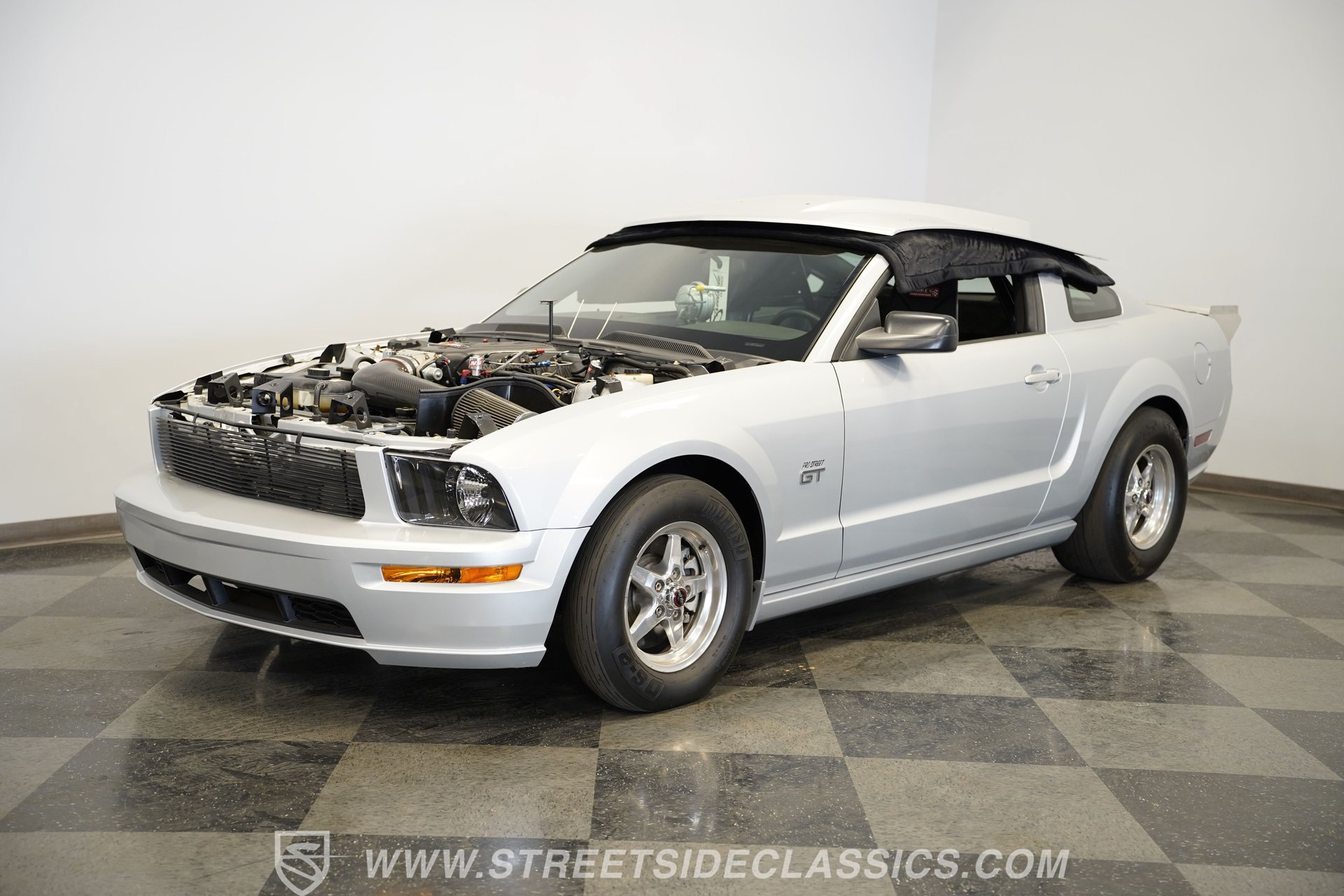 Used 2006 Ford Mustang GT RWD image 39