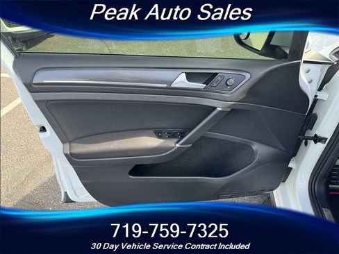 Used 2018 Volkswagen GTI S image 11