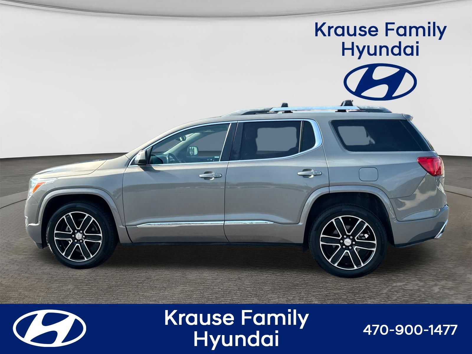 Used 2019 GMC Acadia Denali w/ Technology Package AWD/4WD image 4