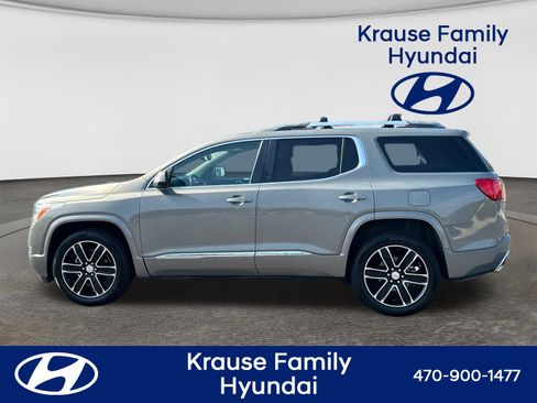 Used 2019 GMC Acadia Denali w/ Technology Package AWD/4WD image 4