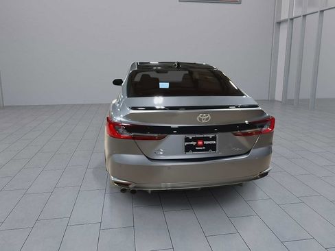 Used 2025 Toyota Camry XSE w/ Premium Plus Package AWD/4WD image 7