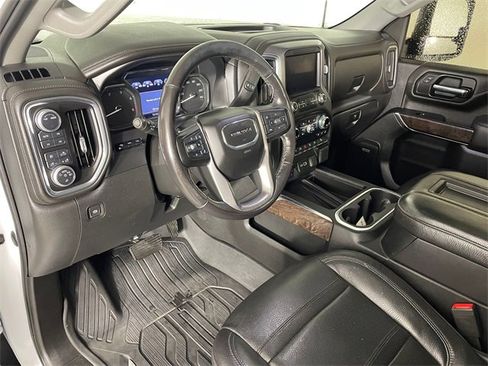 Used 2020 GMC Sierra 3500 Denali w/ Denali Ultimate Package image 3