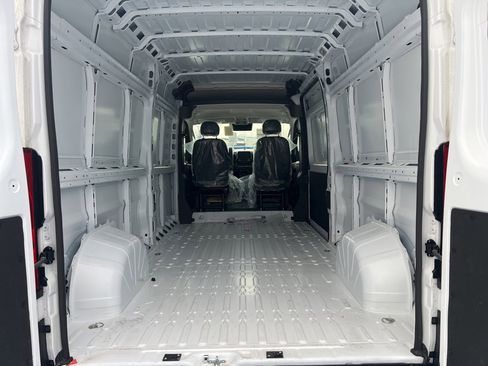 New 2026 RAM ProMaster 2500 w/ Power Group image 8