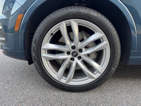 Used 2018 Audi Q7 3.0T Prestige AWD/4WD image 12