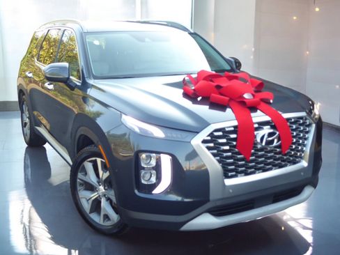 Used 2020 Hyundai Palisade SEL image 2