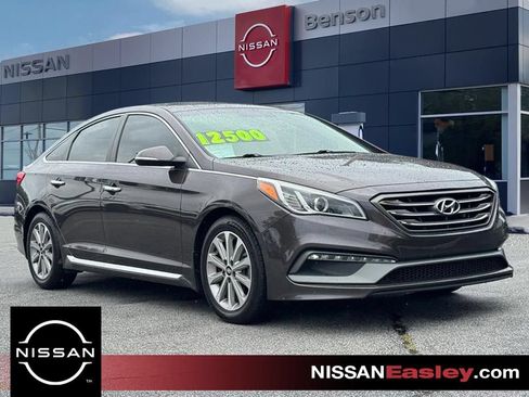 Used 2017 Hyundai Sonata Limited w/ Tech Package 03 FWD image 1