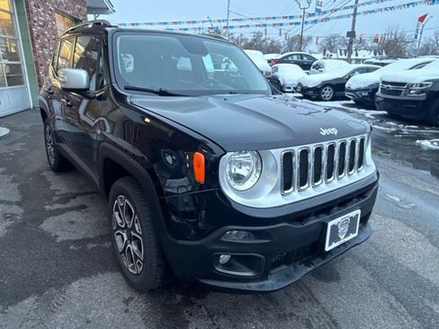 Used 2015 Jeep Renegade Limited image 3