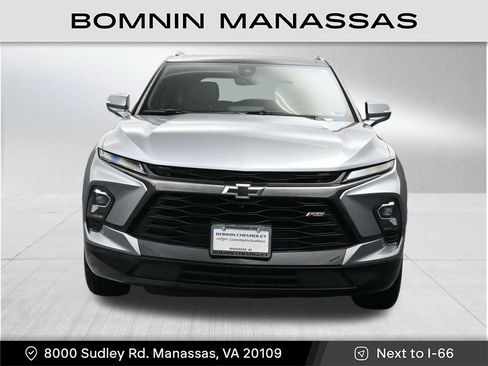 Used 2024 Chevrolet Blazer RS w/ Driver Confidence II Package image 8