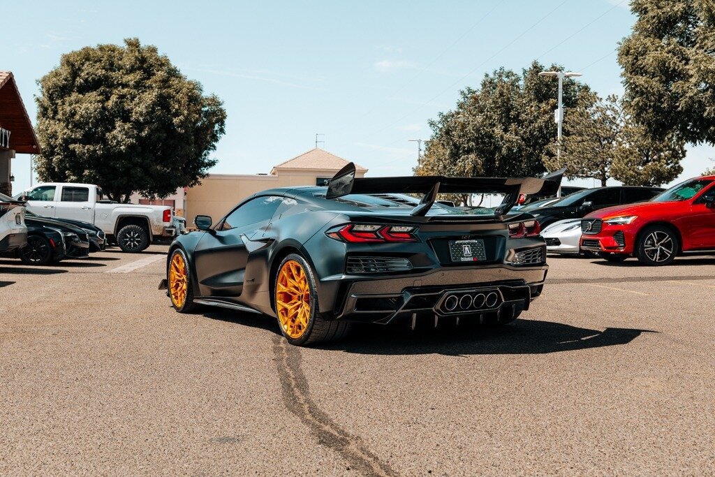 Used 2026 Chevrolet Corvette ZR1 w/ ZR1 Carbon Fiber Aero Package RWD image 6