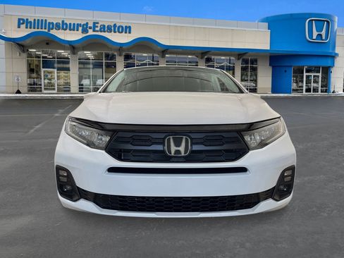 New 2026 Honda Odyssey EX-L image 9