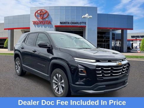 Used 2025 Chevrolet Equinox LT w/ Safety and Technology Package FWD image 1