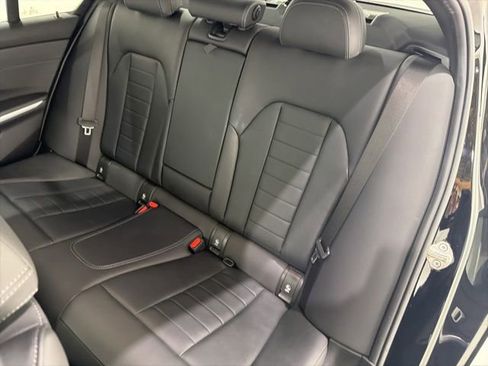 Used 2021 BMW 330i Sedan w/ Premium Package RWD image 16