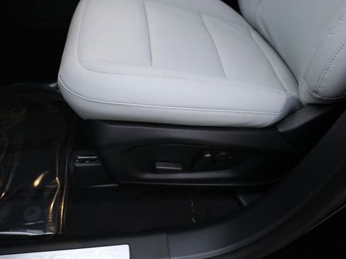 New 2026 Ford Explorer Platinum image 19