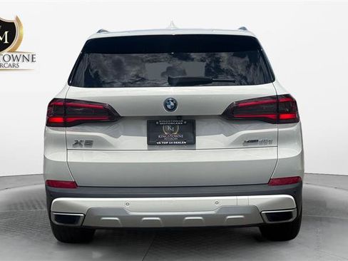Used 2022 BMW X5 xDrive45e w/ Climate Comfort Package AWD/4WD image 4