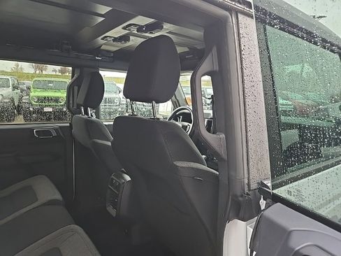 Used 2025 Ford Bronco Big Bend image 76