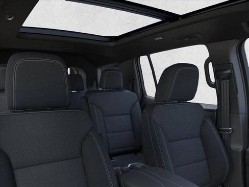 New 2026 Chevrolet Traverse LT w/ Sun and Wheel Package image 24