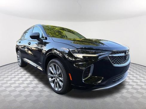 Used 2023 Buick Envision Avenir FWD image 3