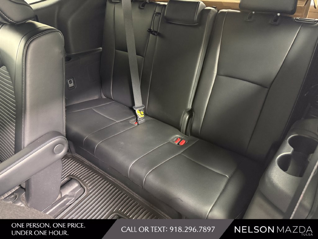 Used 2024 Toyota Highlander XSE FWD image 40
