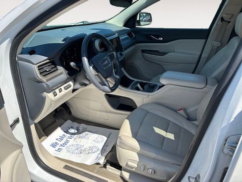 Used 2020 GMC Acadia Denali w/ Denali Ultimate Package AWD/4WD image 9