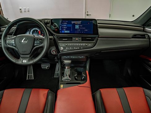 Certified 2025 Lexus ES 350 F Sport image 32