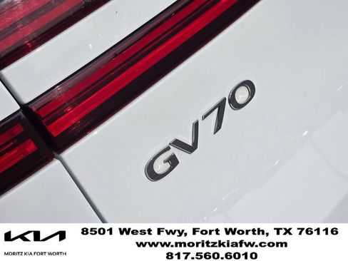 Used 2024 Genesis GV70 3.5T Sport w/ Sport Advanced Package AWD/4WD image 8
