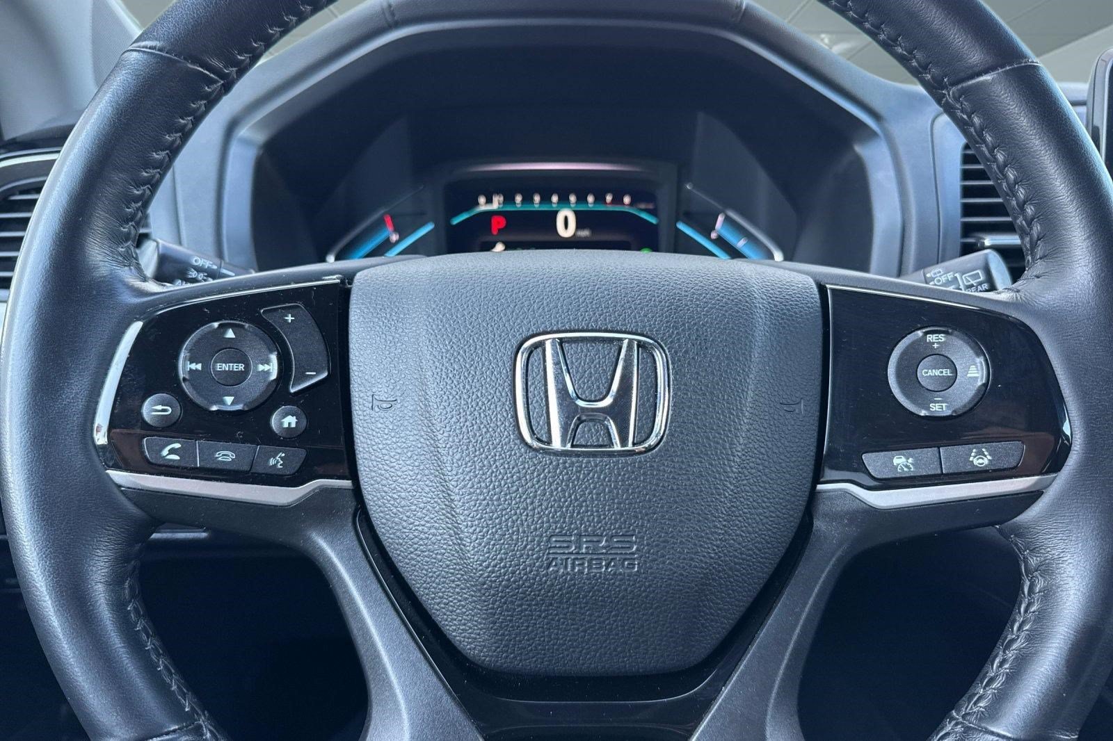 Certified 2024 Honda Odyssey Touring image 11