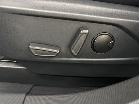 Certified 2021 Ford Mustang Mach-E Select image 4