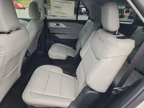 New 2026 Ford Explorer Active w/ Active Comfort Package image 53