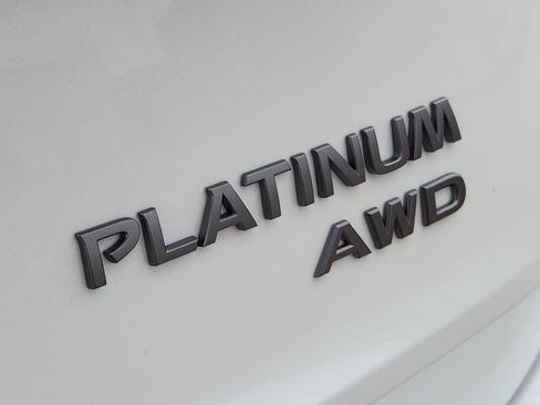 New 2026 Nissan Rogue Platinum AWD/4WD image 8