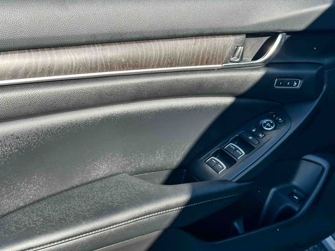 Certified 2022 Honda Accord EX-L image 16