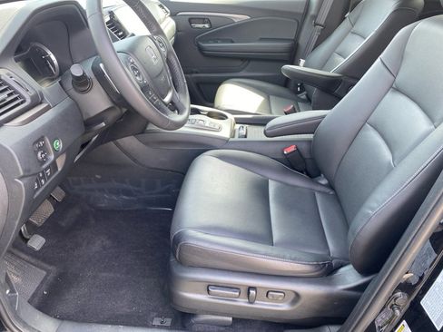 Certified 2023 Honda Ridgeline RTL image 11