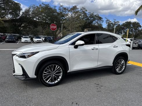 Used 2022 Lexus NX 350 AWD w/ Luxury Package image 11