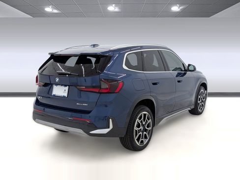 New 2025 BMW X1 xDrive28i w/ Convenience Package image 9