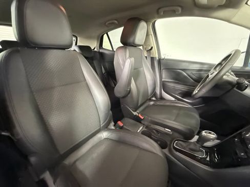 Used 2017 Buick Encore Preferred AWD/4WD image 29