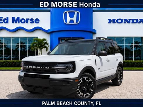 Used 2023 Ford Bronco Sport Outer Banks w/ Tech Package AWD/4WD image 1